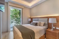 TO BE SUITES - Condos