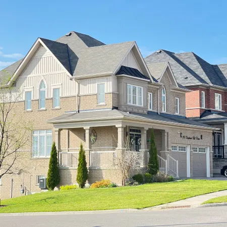 Relaxing 4-Bedroom Retreat in Bowmanville, Clarington