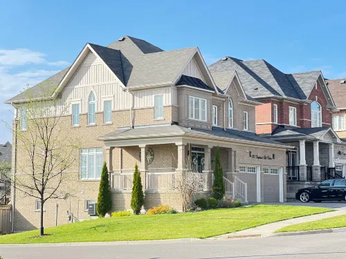 Relaxing 4-Bedroom Retreat in Bowmanville, Clarington - 3-Star