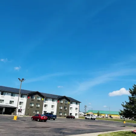 Super 8 by Wyndham Sioux City South