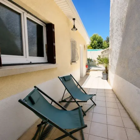 Maison de Ville Confortable Avec Cour Interieure