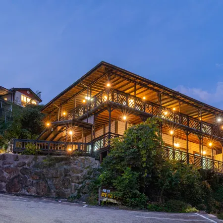 Gureye Jirisan Harmony Pension