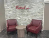 Red Roof Inn Orangeburg - parking