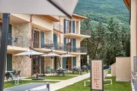 June Stay Lake Garda - Balkoner