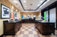 Hampton Inn Oxford/Miami University Area - parking