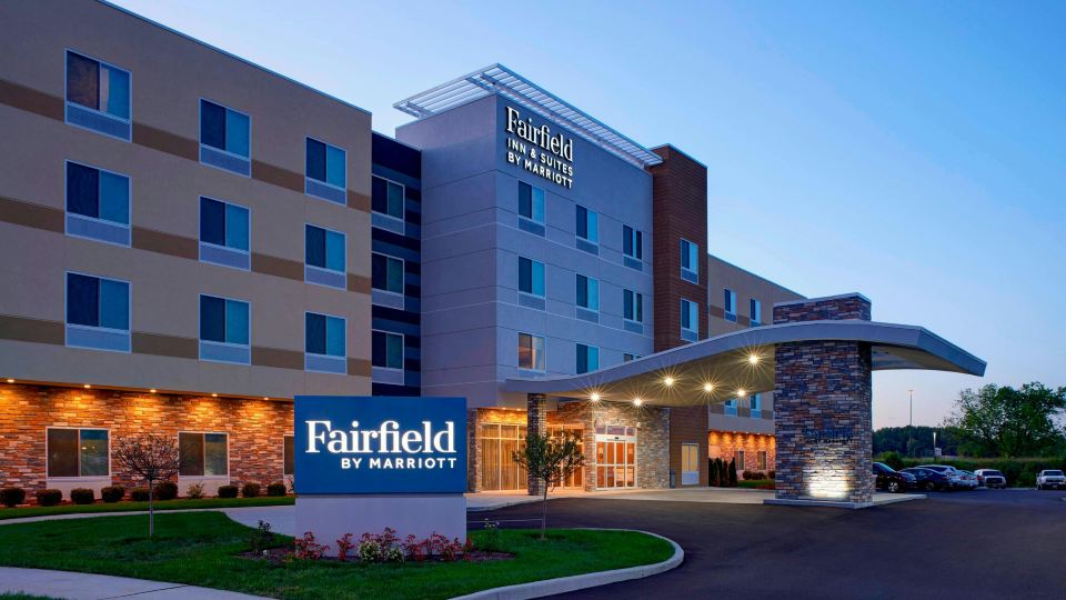 Fairfield Inn & Suites Columbus, IN