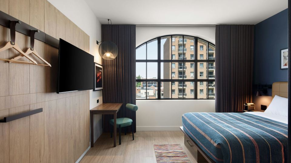 Moxy Ottawa Downtown