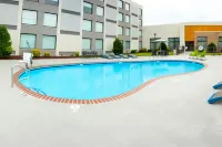 Hampton Inn Kinston - parking