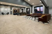 DoubleTree by Hilton Bakersfield - جاكوزي