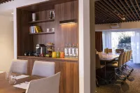 L-Avenue - Kitchens