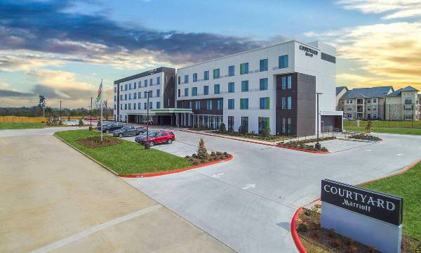 Courtyard Longview North