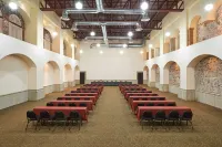Fiesta Americana Hacienda San Antonio El Puente Resort & Spa - parking