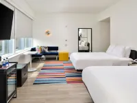 Aloft Charlotte Airport Hotels near Central Square