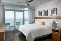 Hilton Grand Vacations Club Ocean Enclave Myrtle Beach - Strand