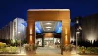 Weber's Hotel & Restaurant - parking