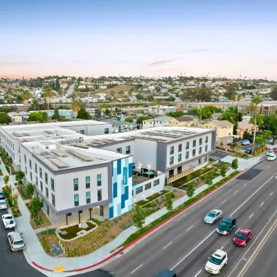 Fairfield Inn & Suites San Diego Pacific Beach Hotel in zona Parco Belmont