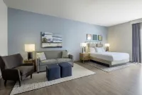 Embassy Suites by Hilton Bowling Green - Pools