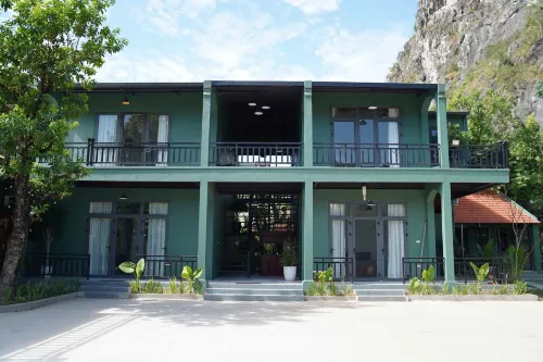 Laman Riverside - Bed and Breakfasts
