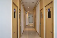 Dreampod Soekarno Hatta Airport - 2-Star