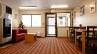 Magnuson Hotel Ironwood - 2-Star