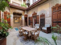 Riad Lorsya Отели рядом с достопримечательностью «Музей Муассин»