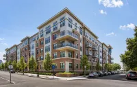 Global Luxury Suites East Boston - Kondo