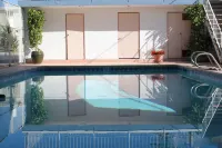 Grand Inn Hotels in Fullerton