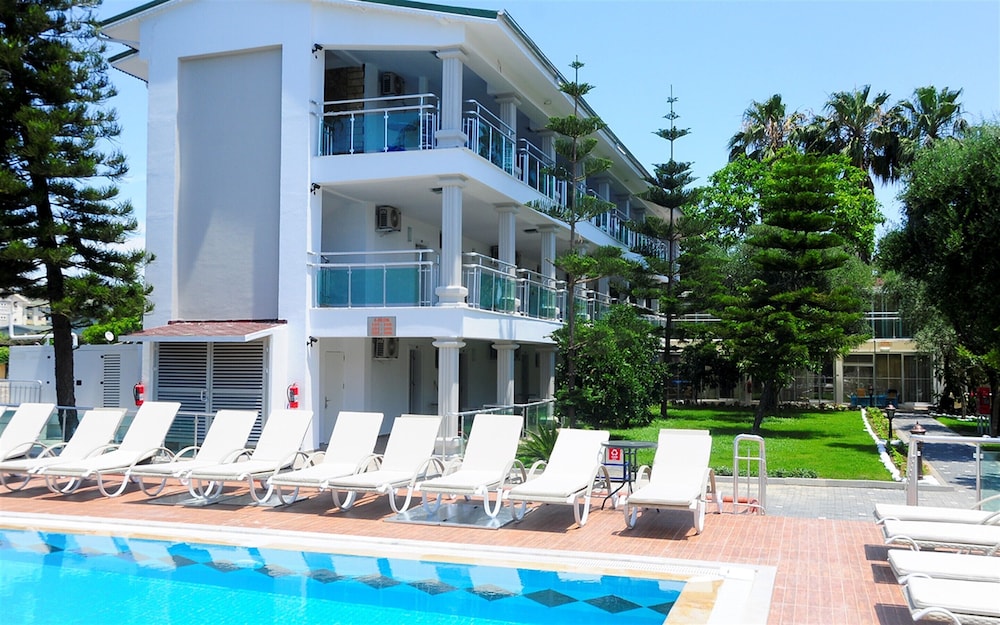 Altinkum Park Hotel