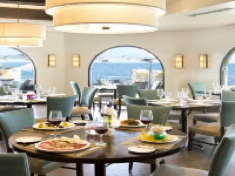 Oyster Bay Beach Resort Hotels in Sint Maarten