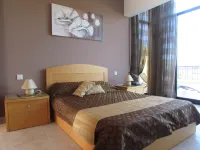 Panoramic Penthouse Enjoying Sea and Country Views