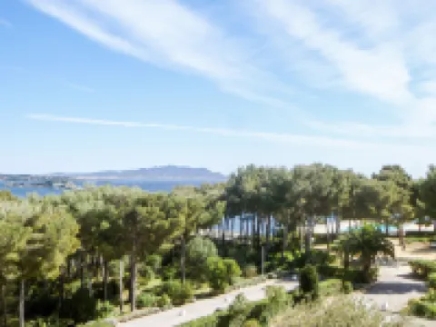 Athena Residence