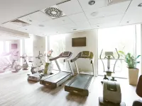 Novotel Lodz Centrum Hotels near Red Tower