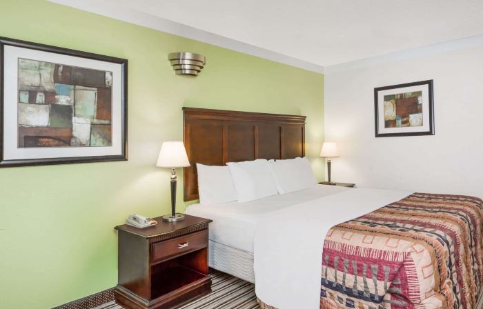 Days Inn by Wyndham Oneonta Al