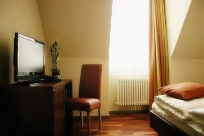 Hotel am Kulturplatz Hotels in der Nähe von Mercedes-Benz Werk Rastatt