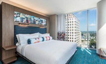 Aloft Austin Downtown