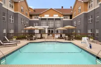 Homewood Suites by Hilton Mahwah - Parking