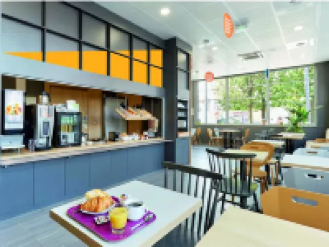 B&B Hotel Lille Roubaix Campus Gare Hotels in Roubaix