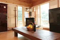 Hongcheon Home Town Spring Pension Hotels near Hongcheon Oncheon Wontang