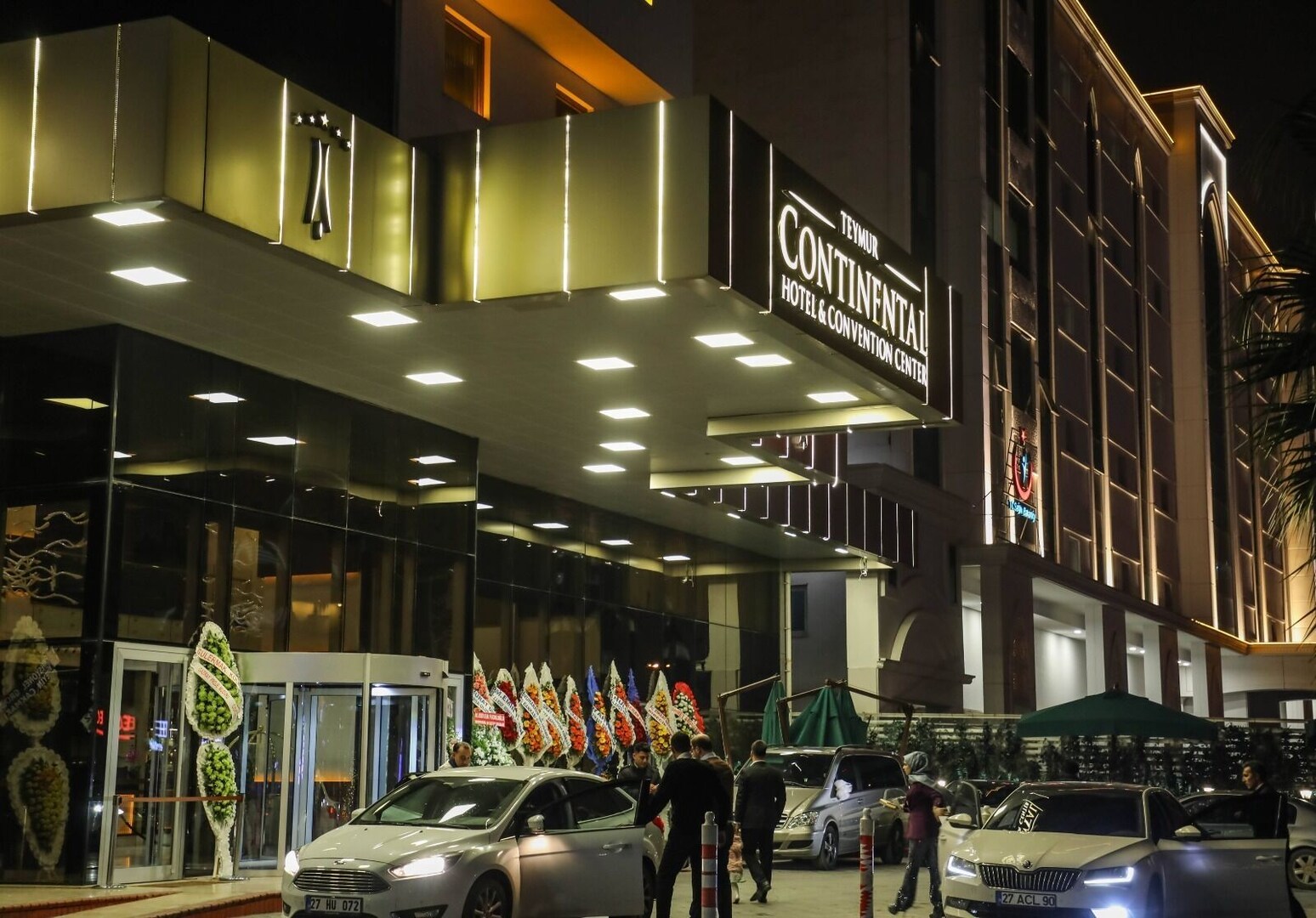 Teymur Continental Hotel