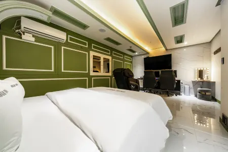 Hotel Via Отели в г. Ансан