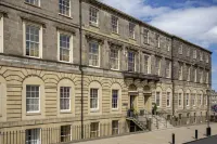 Holiday Inn Express Edinburgh City Centre Hotels in Broughton