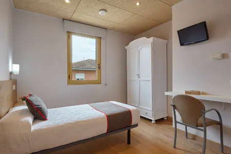 Hostal Nobadis Отели в г. Оссо-де-Сио