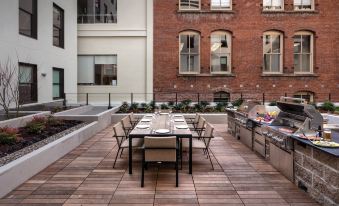 WorldMark Portland Waterfront Park