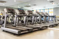Holiday Inn CHESTER - SOUTH by IHG - С тренажерным залом
