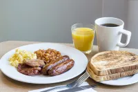 Holiday Inn Express DONCASTER by IHG - Breakfast