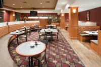Holiday Inn & Suites Grand Junction-Airport Các khách sạn ở Grand Junction