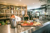 Campanile Senlis - bar
