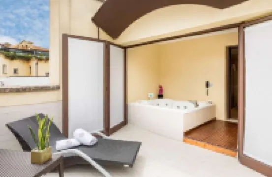 Tivoli Palazzo 1880 Lecce Hotel