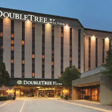 DoubleTree by Hilton Hotel Dallas Near the Galleria
