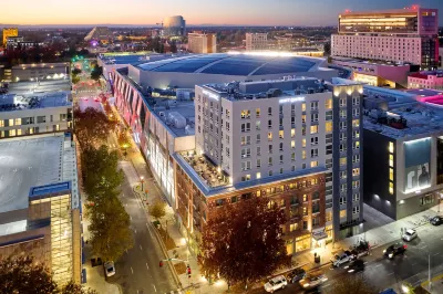 Hyatt Centric Downtown Sacramento Hotel dekat 7 Up Bottling Co